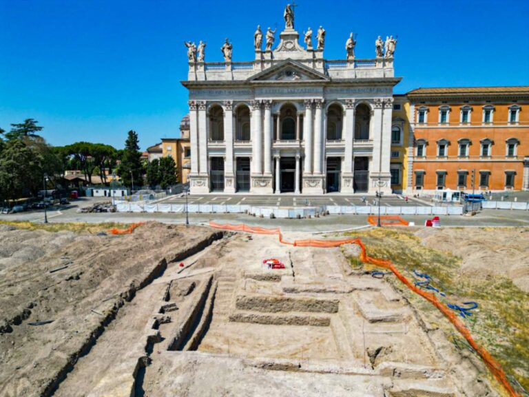 scavi piazza San Giovanni in Laterano Patriarchio