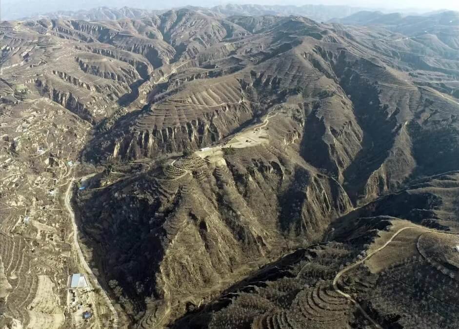 Gli scavi sono iniziati nel giugno 2022 nel sito di Zhaigou, nella provincia dello Shaanxi a circa 70 miglia (110 km) a sud della moderna città di Yulin. (Crediti per la foto: Amministrazione nazionale del patrimonio culturale)